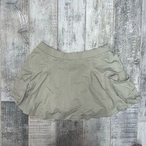American Eagle Light Green Cargo Skort